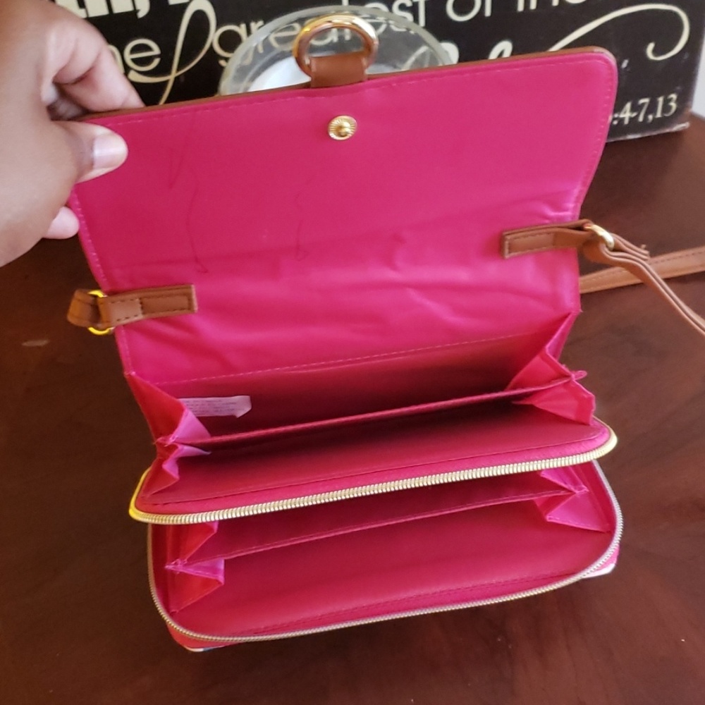 Purse - Picture 2 of 4